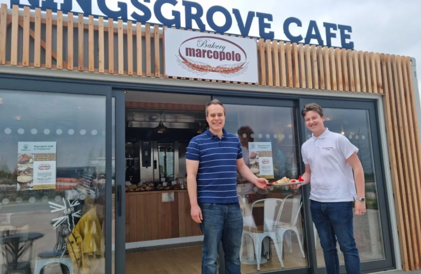 David visits Kingsgrove Café on its first day open