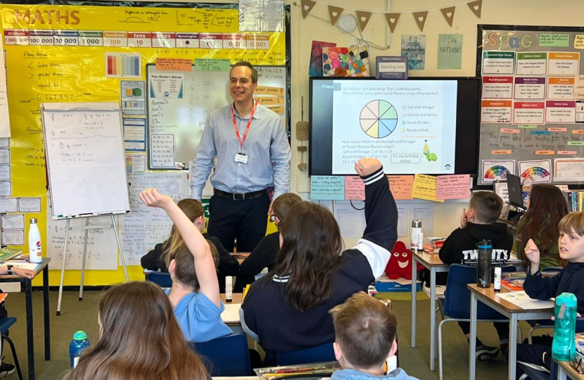 David visits Drayton Primary School