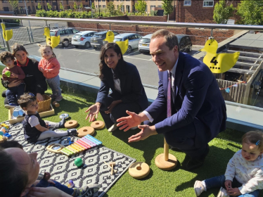 David visits Bright Horizons Nursey with the Children’s Minister