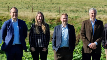 David visits the Buscot and Coleshill Estates with the Minister for the Environment