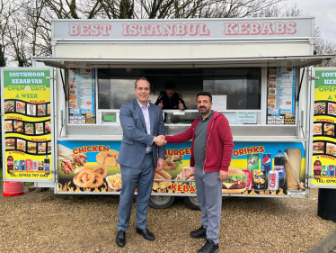 David visits Southmoor Kebab Van to wish them good luck for the Kebab Awards