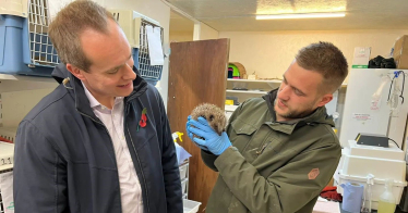 David meets staff at Oxfordshire Wildlife Rescue